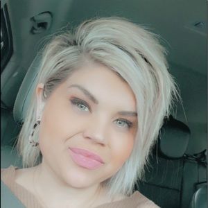 Meet your Posher, Mandy